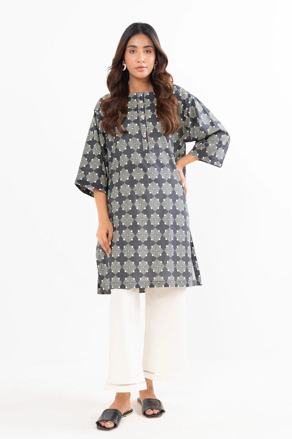 Alkaram GFKU7240-Black Hello Winter Woman 2026