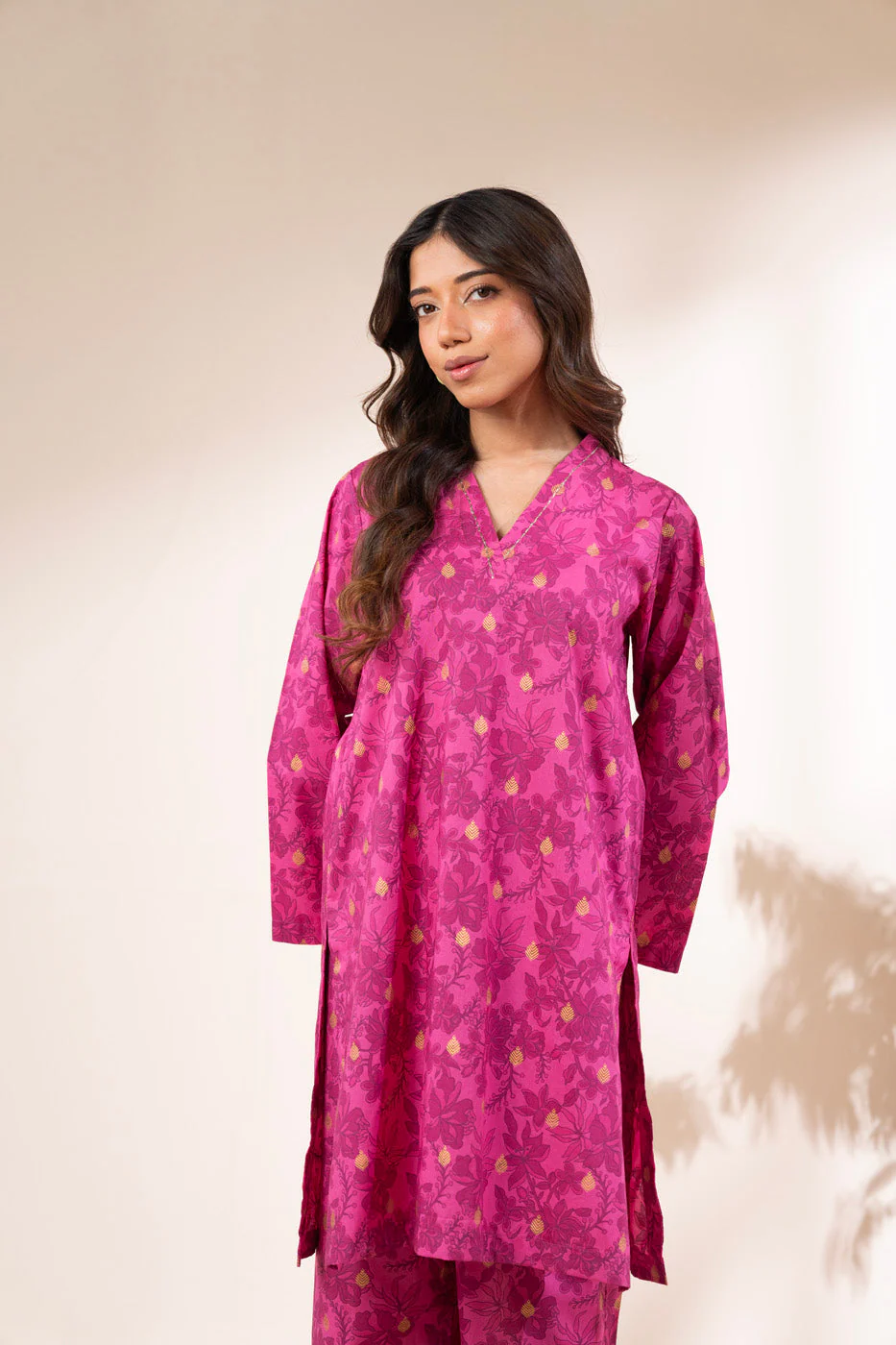 Alkaram GFSU5971-Pink Hello Winter Woman 2026 - Image 2