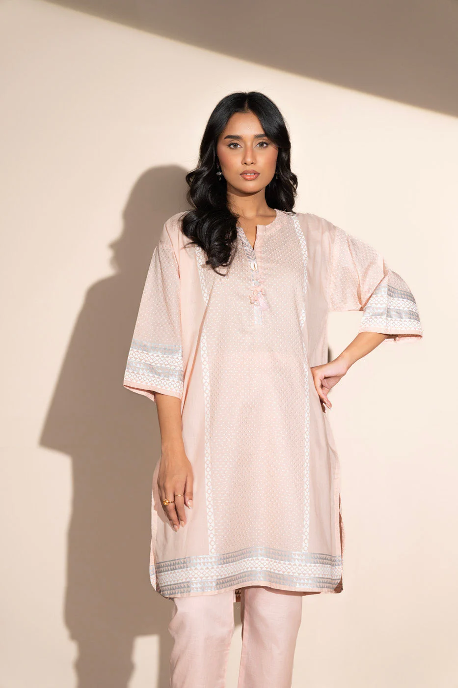 Alkaram GFSU6157-Pink Hello Winter Woman 2026 - Image 2