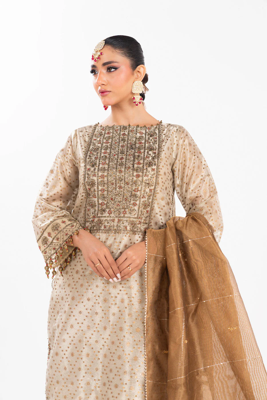 Alkaram HF-01-25-Beige Hello Winter Woman 2026 - Image 2