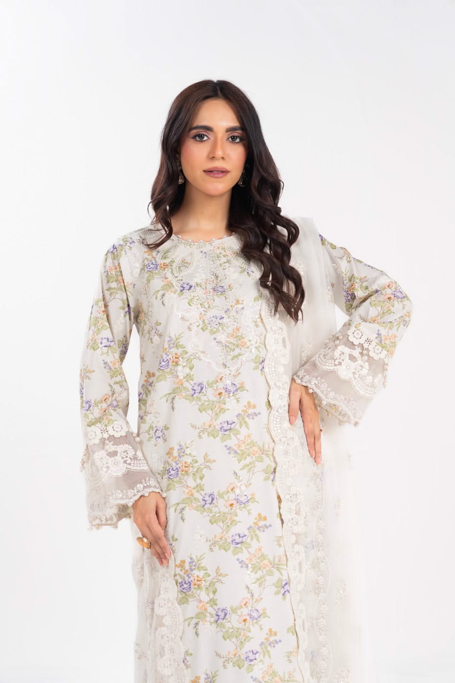 Alkaram LL-07-25-1-Cream Luxury Lawn Summer 2025 - Image 2
