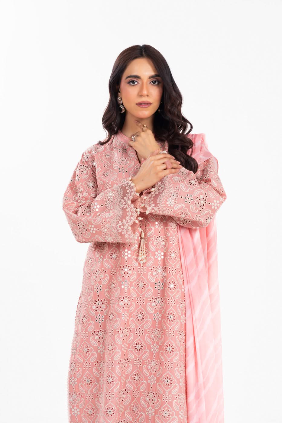 Alkaram LL-13-25-1-Peach Luxury Lawn Summer 2025 - Image 2