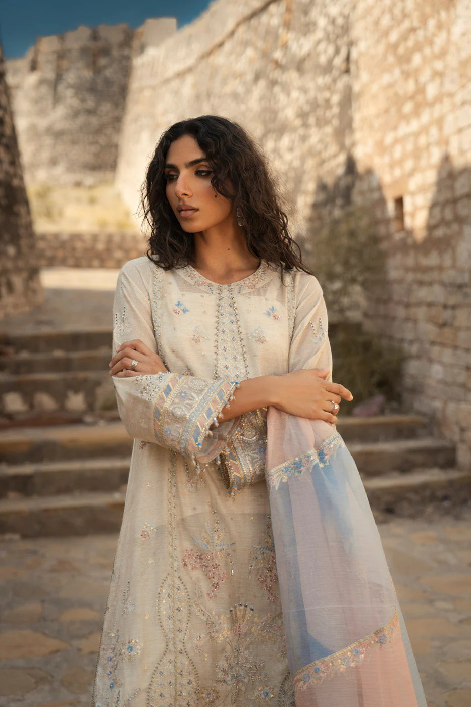 Alkaram LW-07-25-Off-White Hello Winter Woman 2026 - Image 2