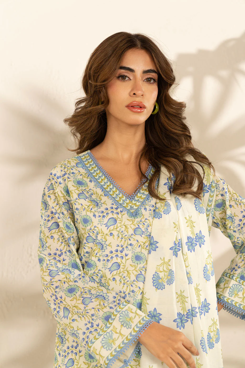 Alkaram MS-70-1-25-1-Cream Mid Summer Collection 2025 - Image 2