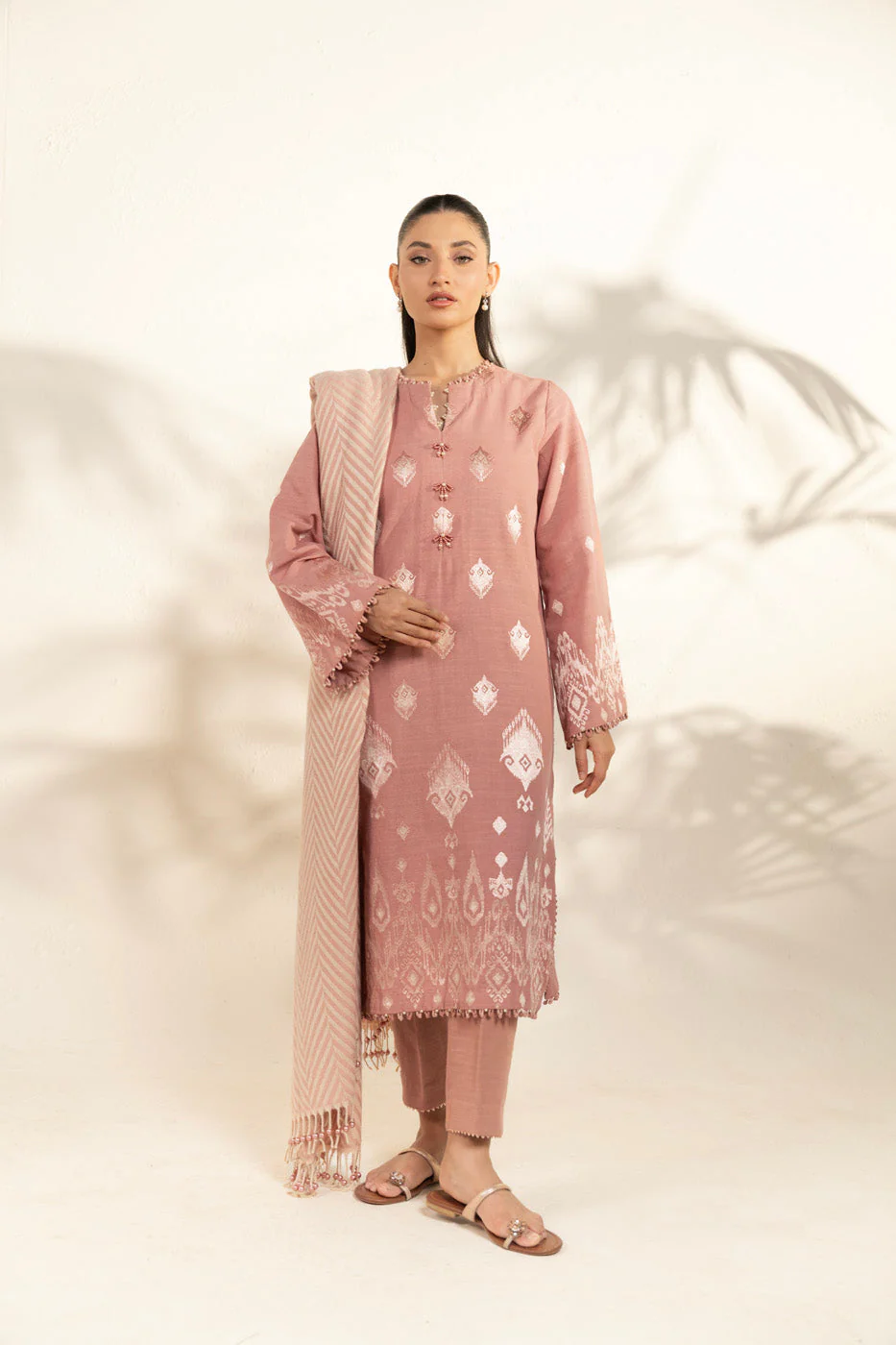 Alkaram SHAWL-FW-78-25-1-Pink Winter Collection 2025