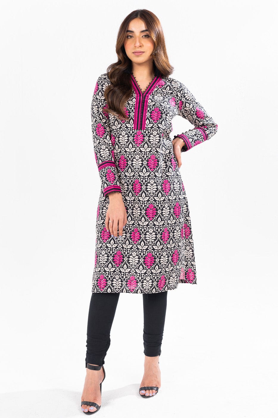 Alkaram SLR-10-24-7-Black Winter Collection 2024