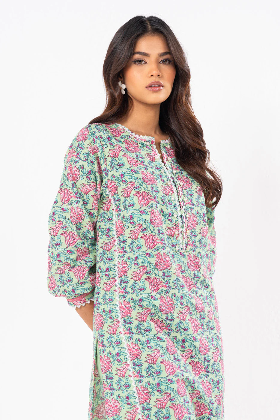 Alkaram SLR-10-24-7-Black Winter Collection 2024 - Image 2