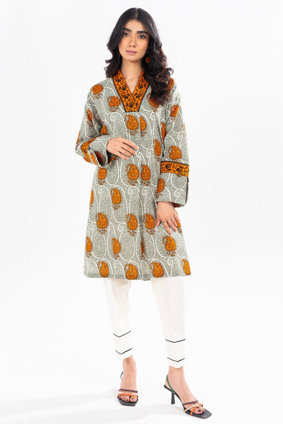 Alkaram SLR-8-24-7-White Winter Collection 2024