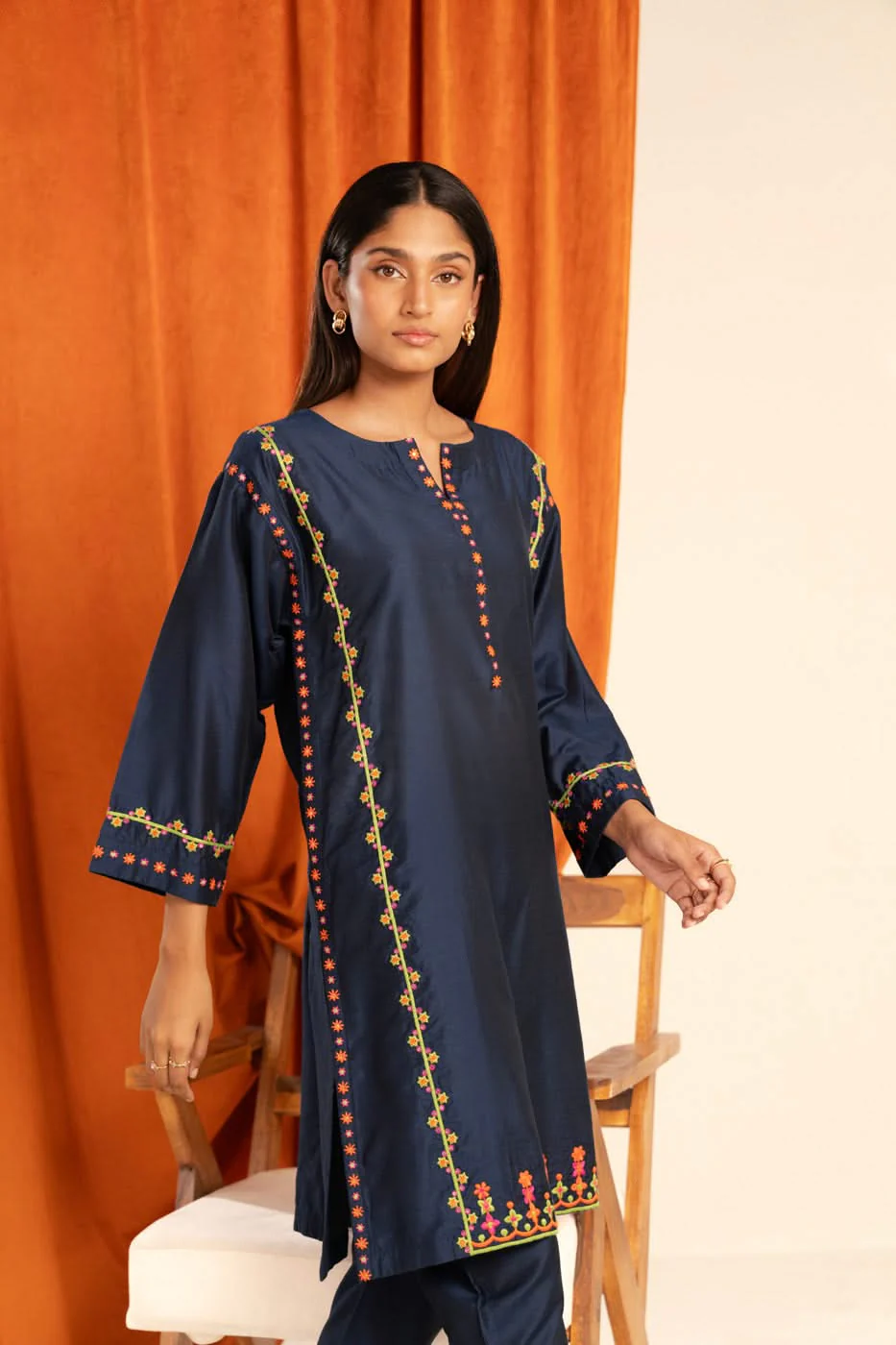 Alkaram Studio GFSU5871-Blue Husn-E-Eid 2025 - Image 2