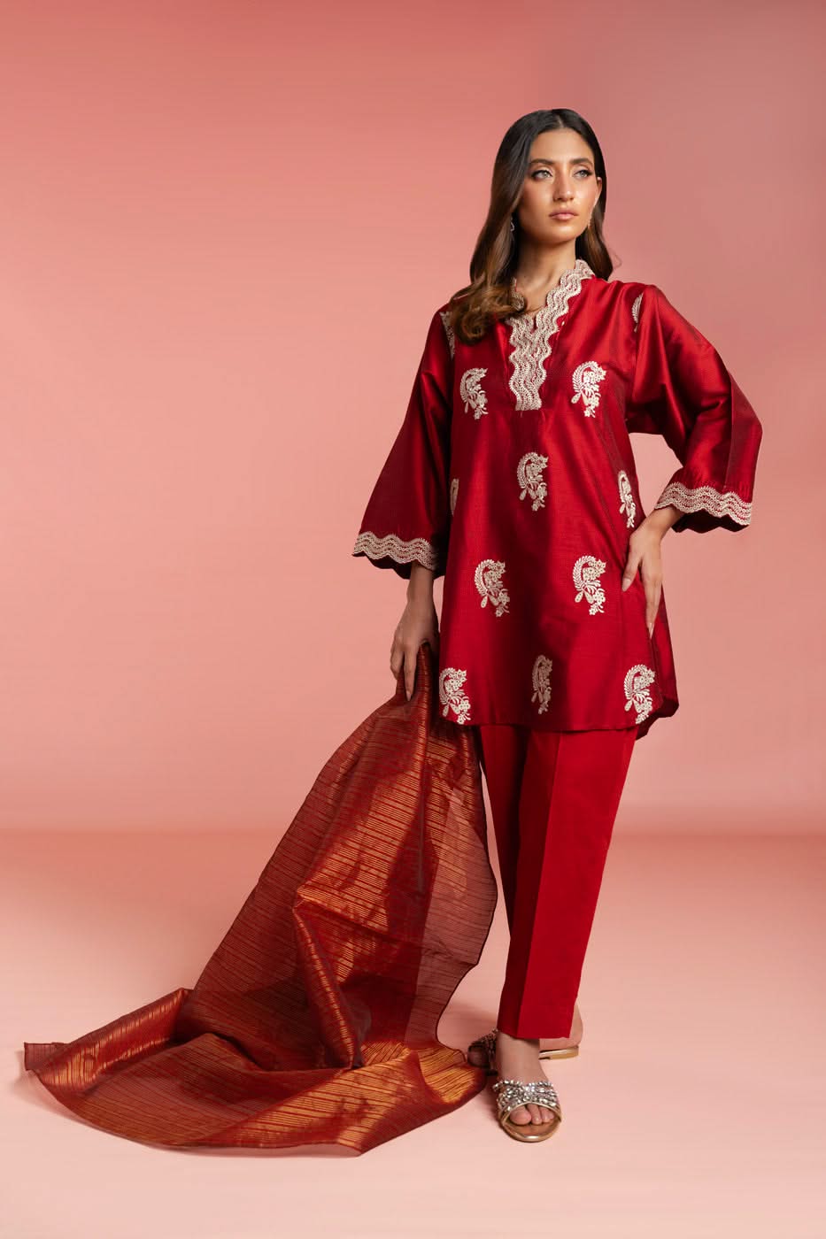 Alkaram Studio GFSU6070-Red Husn-E-Eid 2025