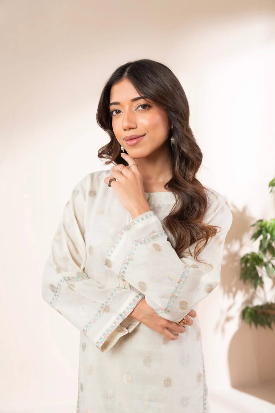 Alkaram Studio GFSU6072-Off White Husn-E-Eid 2025 - Image 2