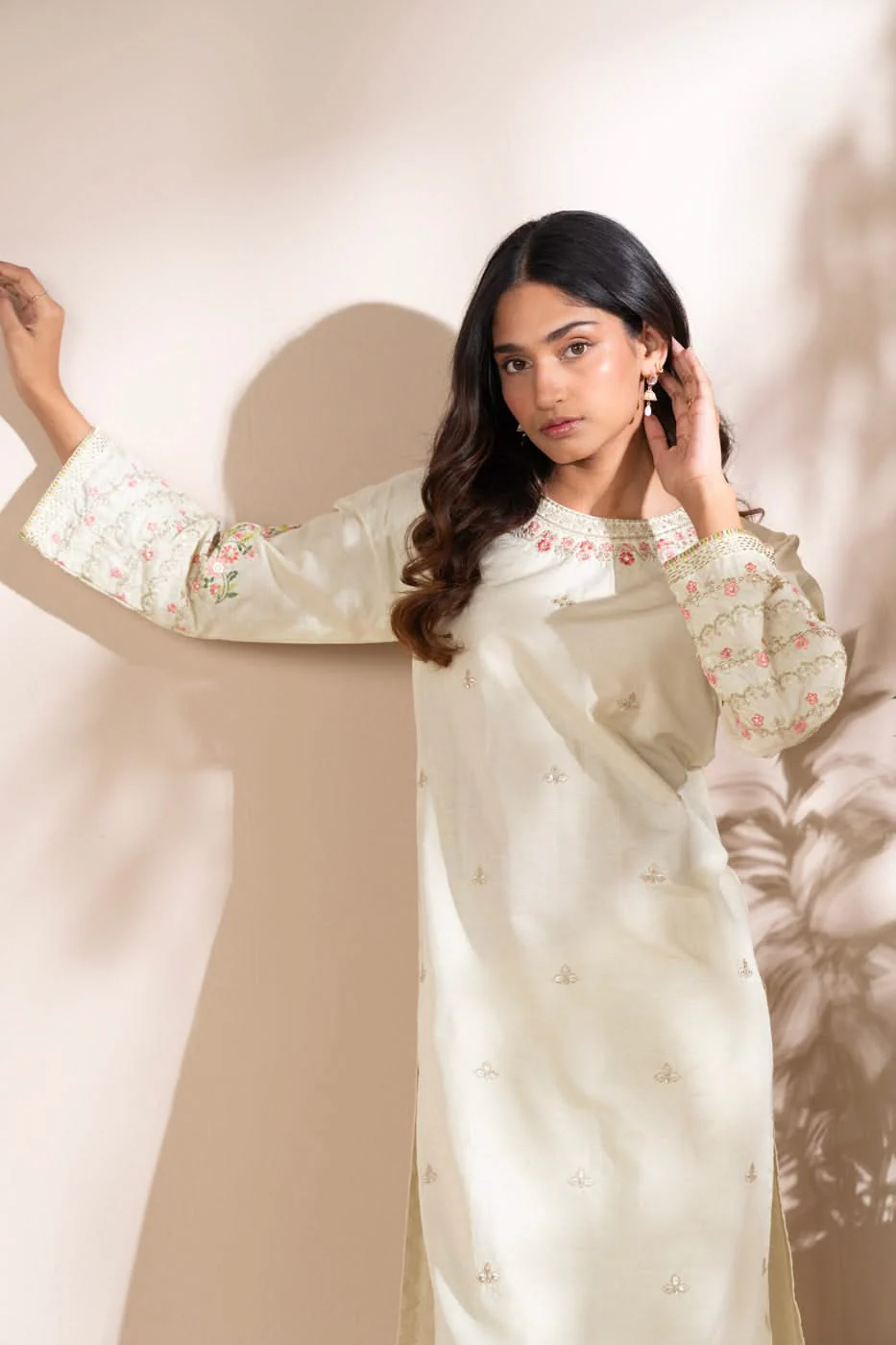 Alkaram Studio GFSU6096-Cream Husn-E-Eid 2025 - Image 2