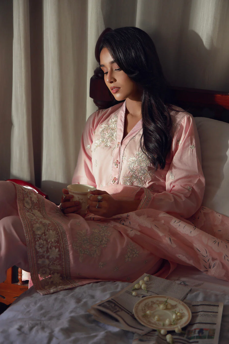 Alkaram Studio GFSU6109-Pink Husn-E-Eid 2025 - Image 3