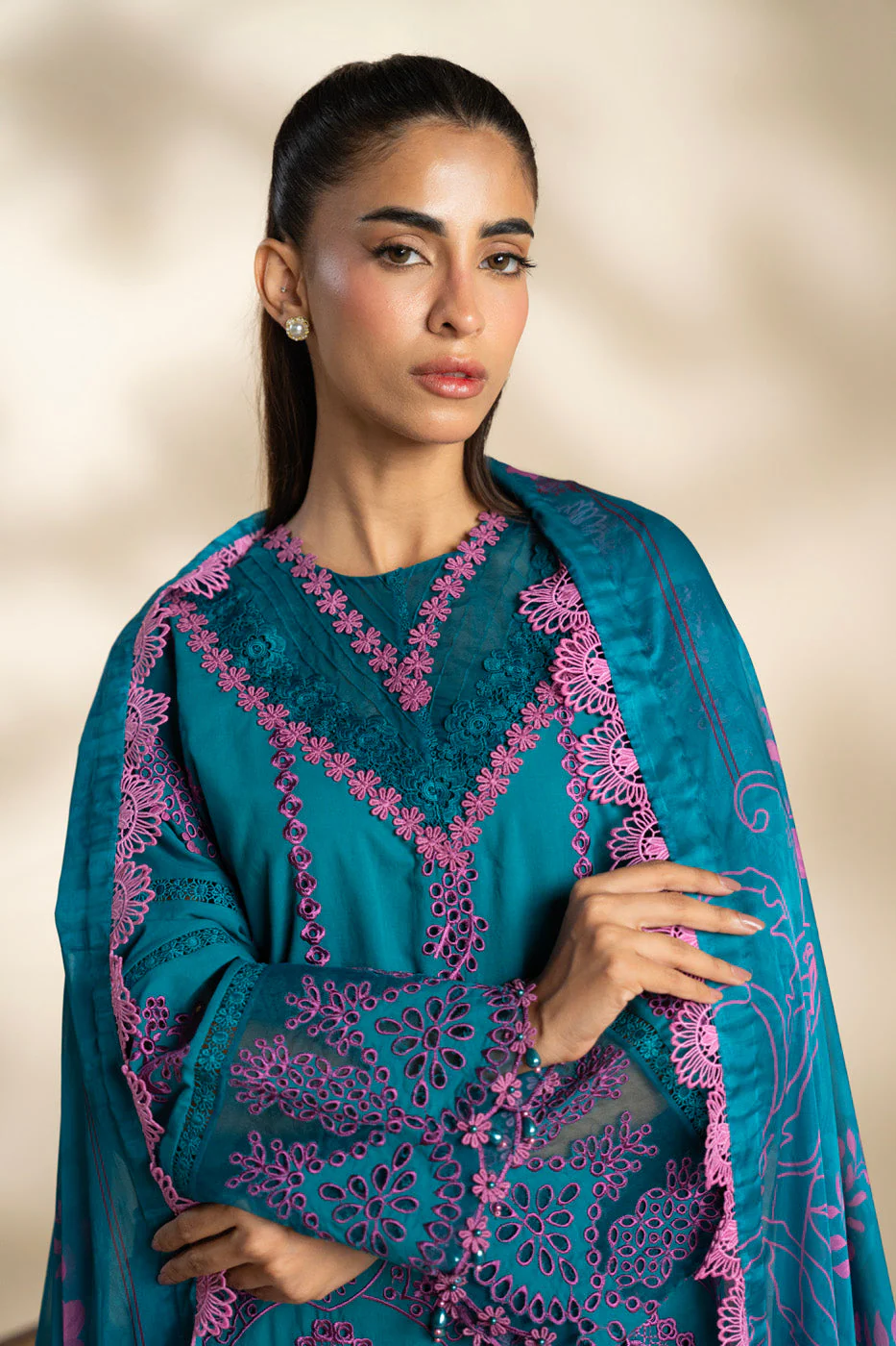 Alkaram WCS-06-25-Turquoise RTS Schiffli Capsule 2025 - Image 2
