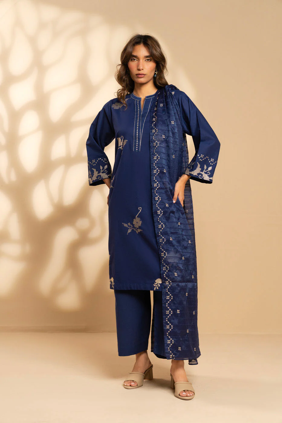 Alkaram WSDE3P25-4-262-Dark-Blue Hello Winter Woman 2026