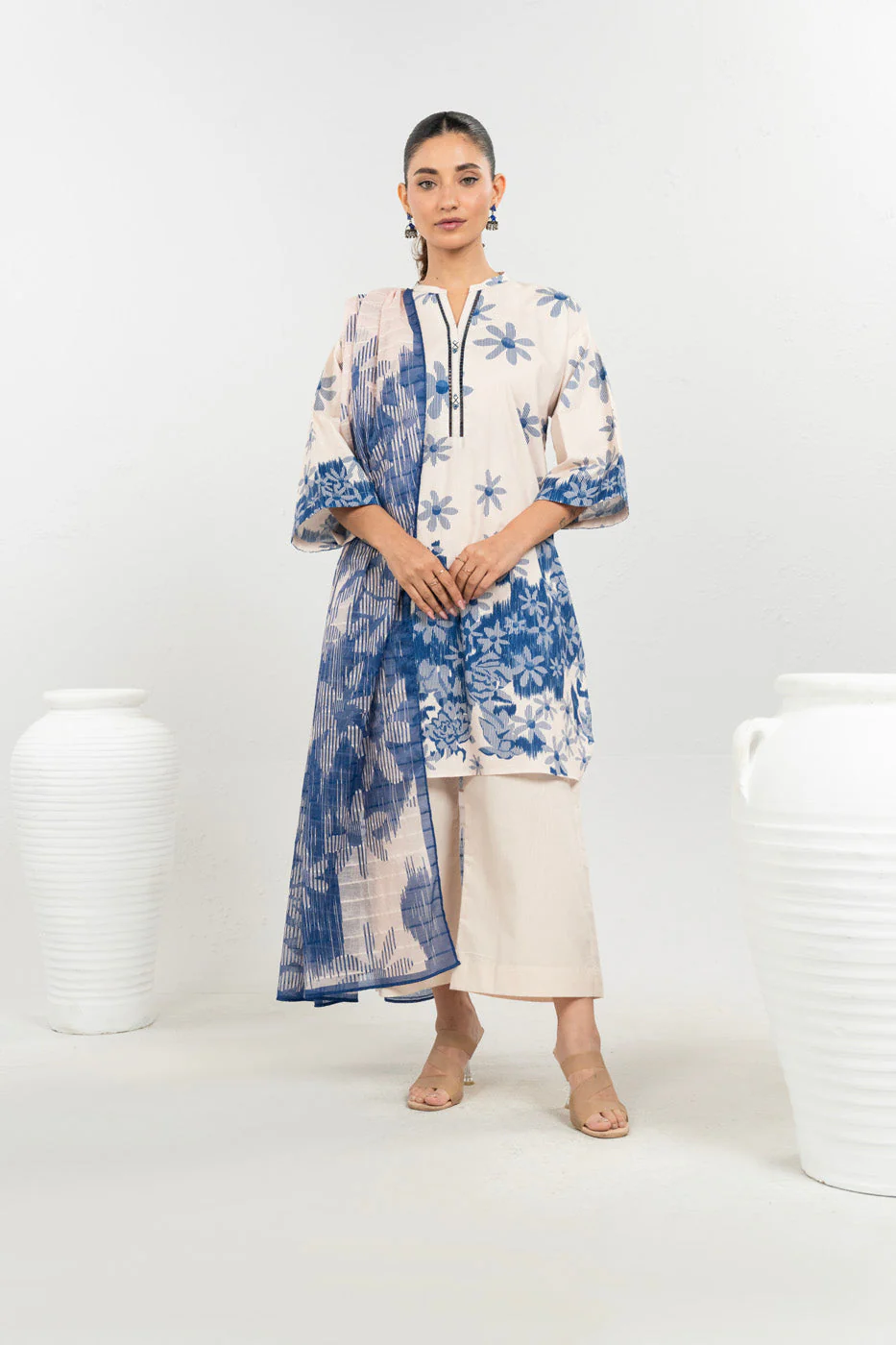 Alkaram WSP3P25-5-287-Blue-Cream Hello Winter Woman 2026