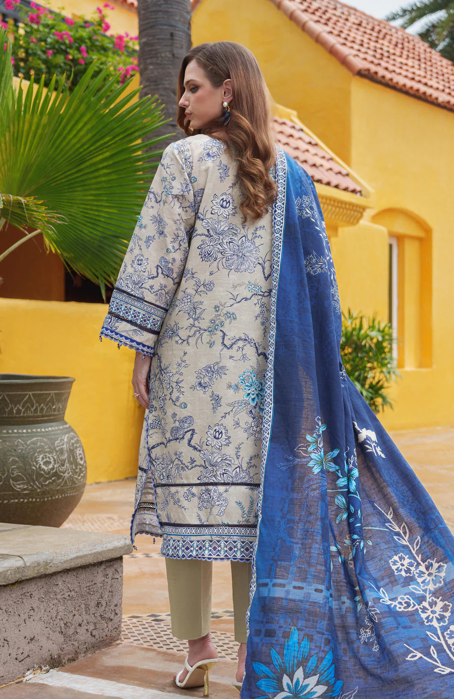 Alzohaib CDK-25-09 Colors Digital Printed Khaddar Edit 2025 - Image 2