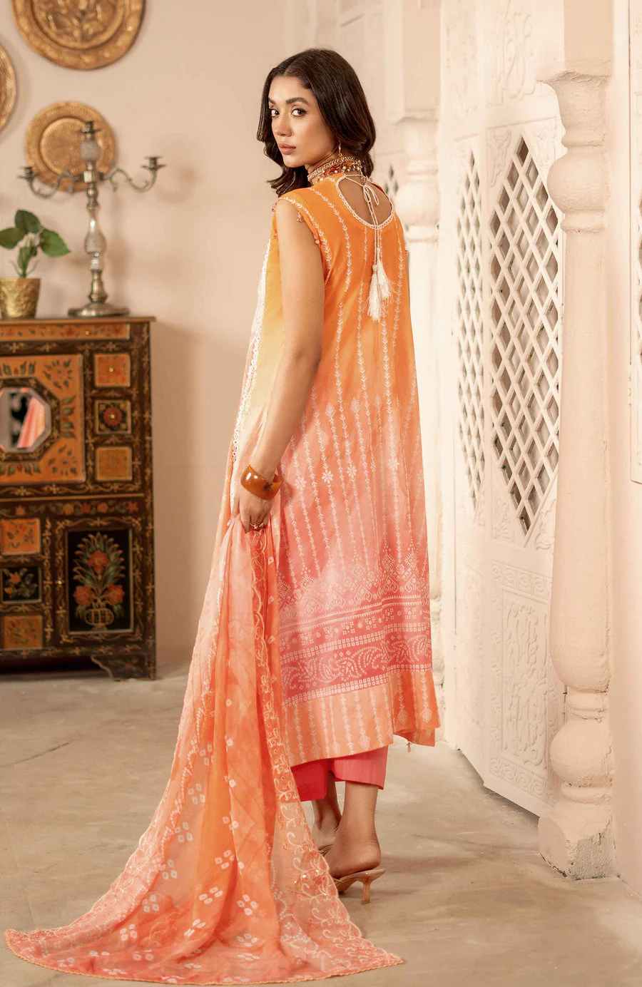 Alzohaib SBP-25-04 Sunshine Bloom Premium Lawn 2025 - Image 2