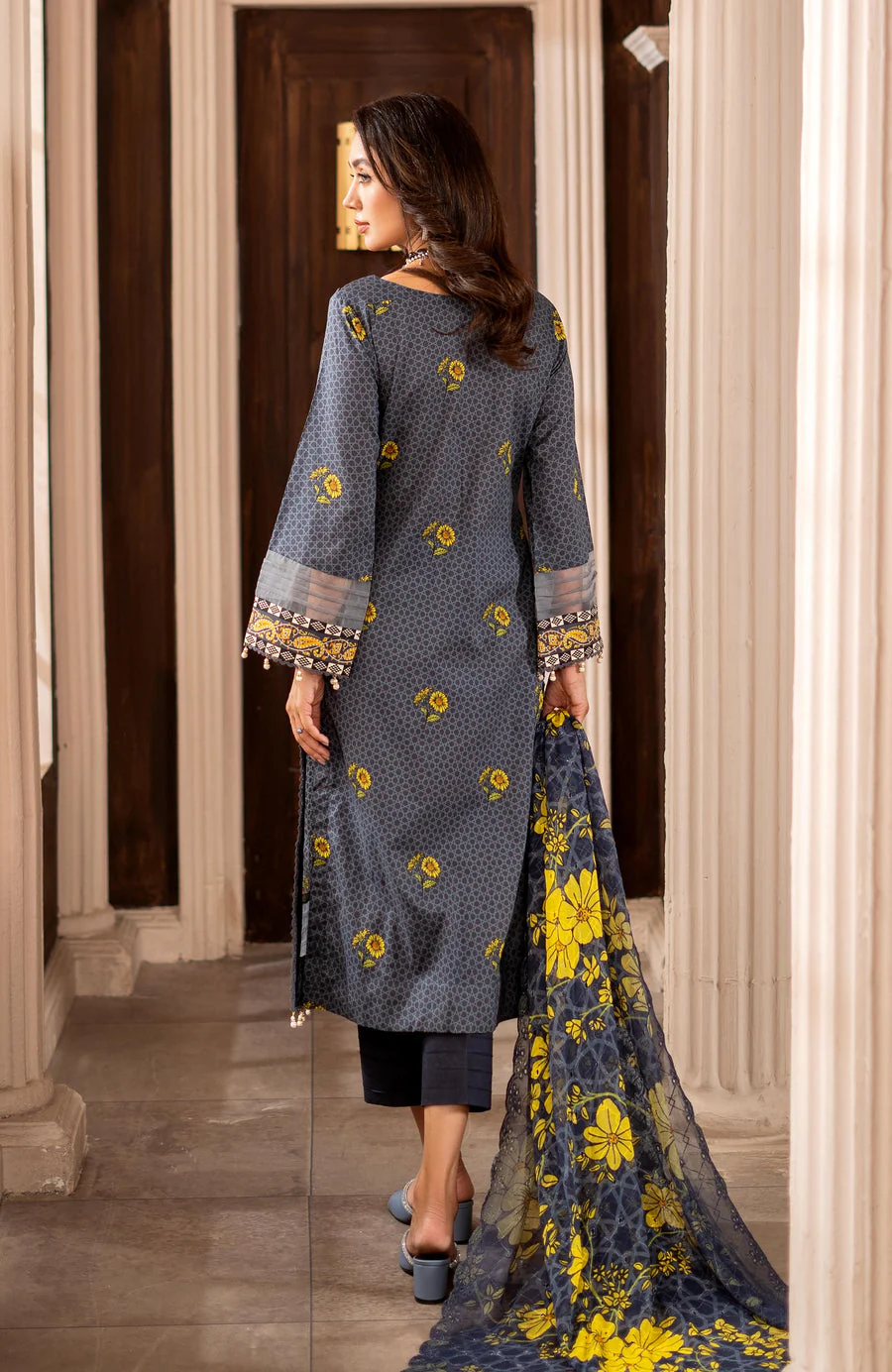 Alzohaib SSD-25-02 Sunshine Schiffli Dupatta 2025 - Image 2