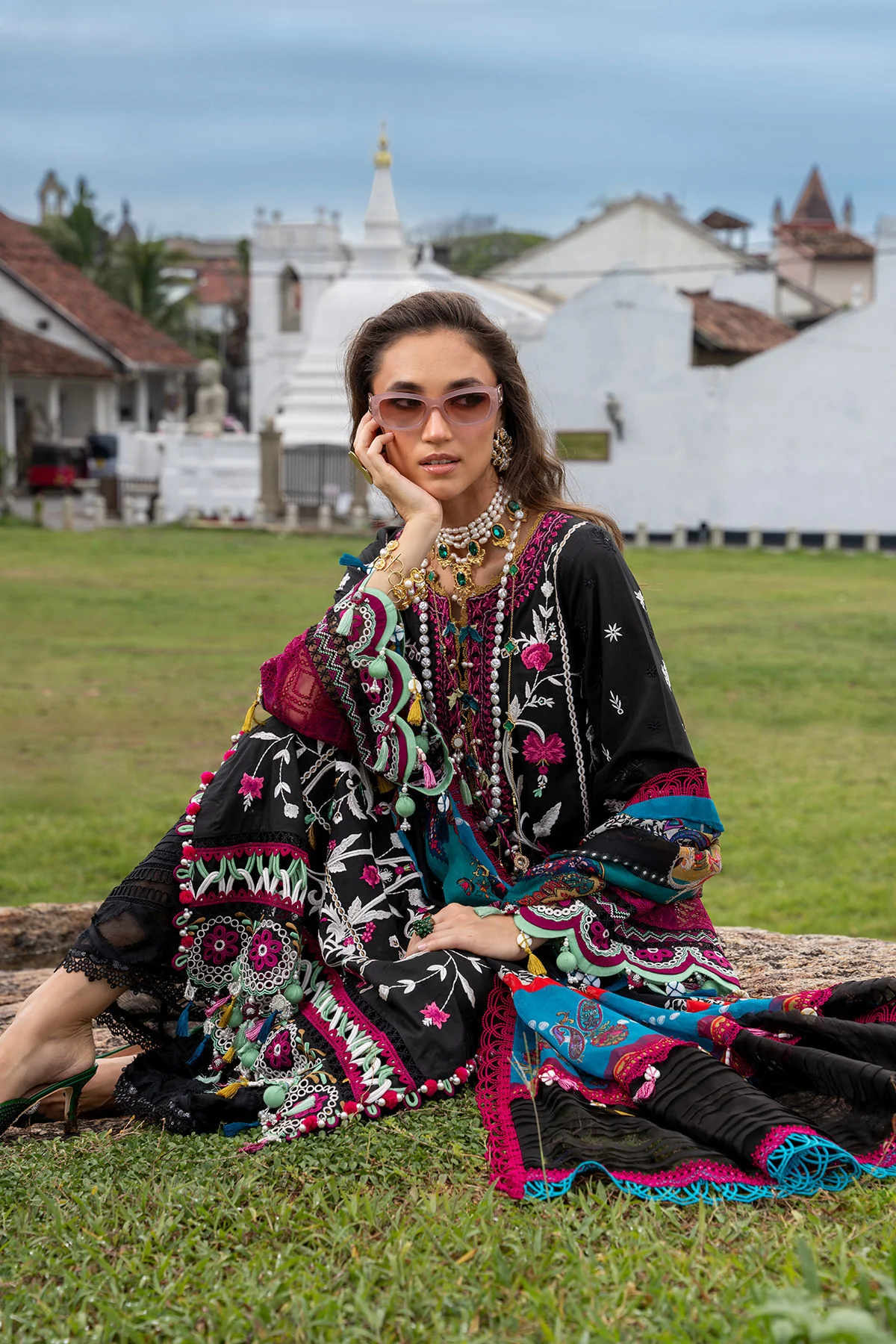 Annus Abrar Ayla Neroli Luxury Lawn 2026 - Image 2