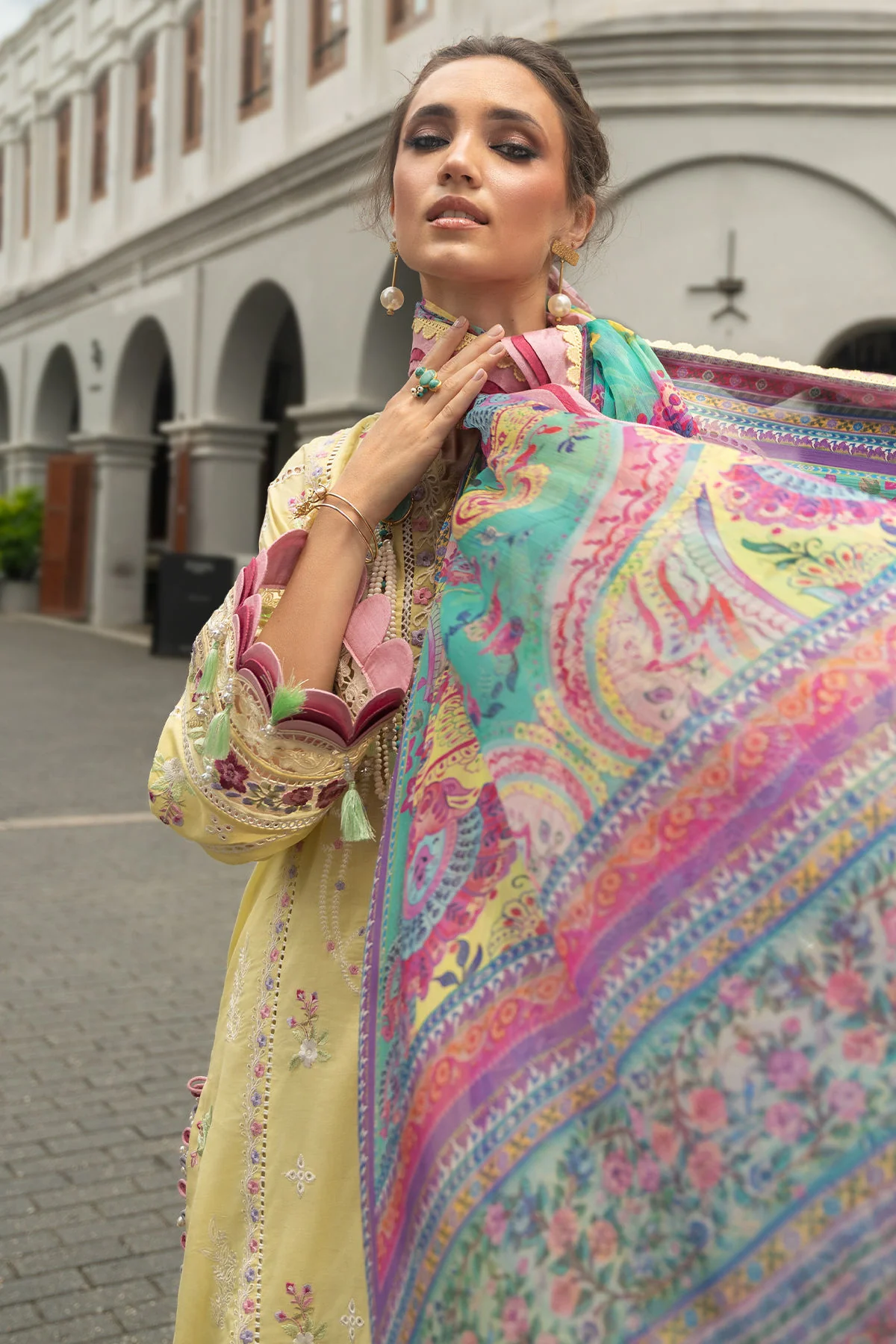 Annus Abrar Baneera Neroli Luxury Lawn 2026 - Image 2