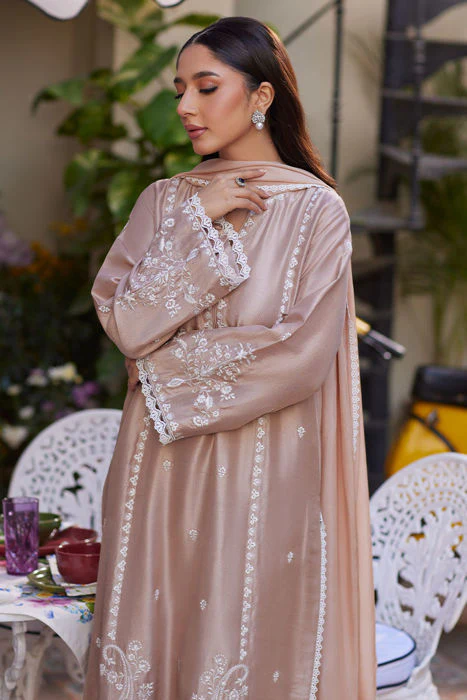 Ansab Jahangir Alma Eid Luxe Pret 2025 - Image 2
