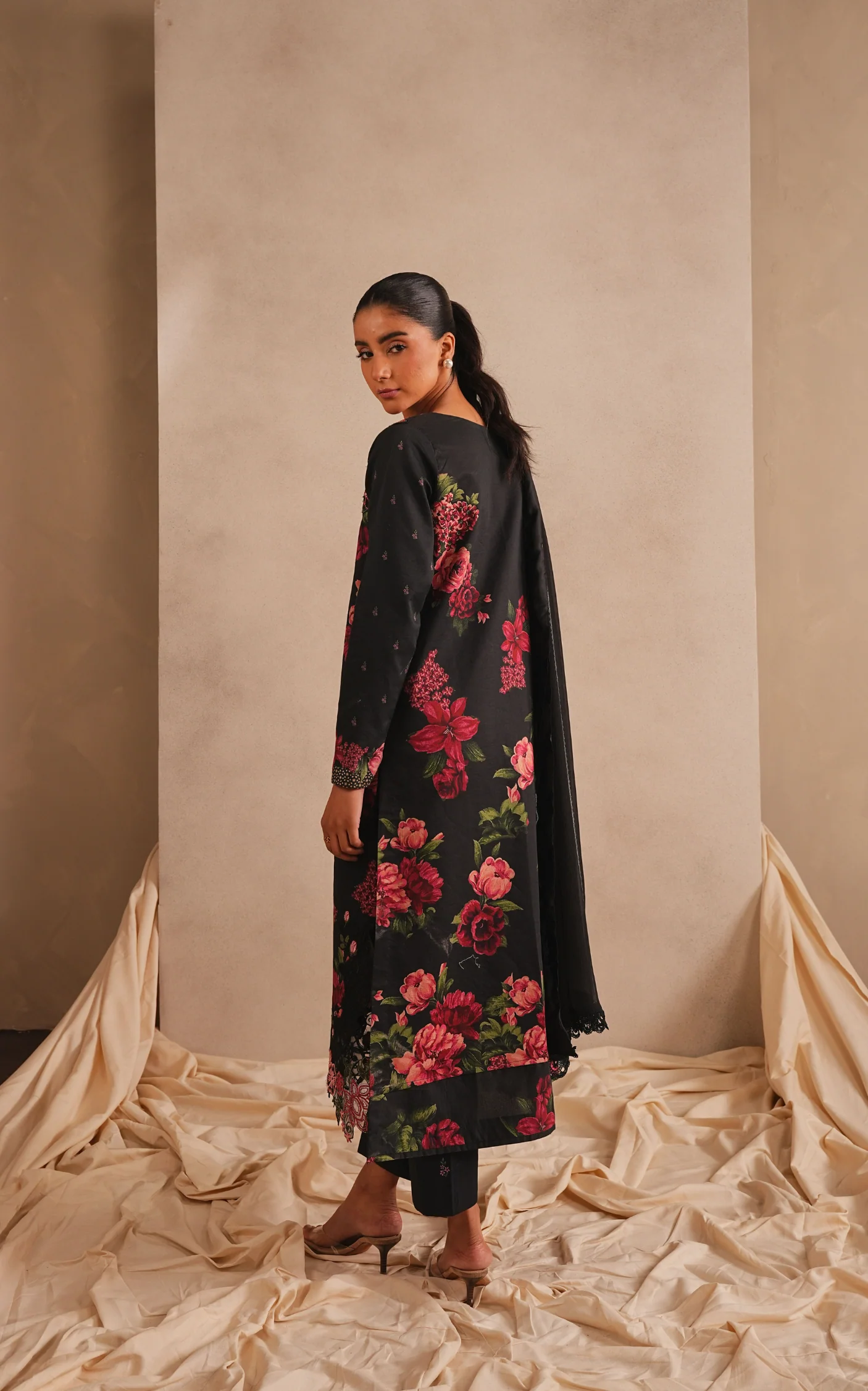 Asifa N Nabeel Azure Bloom MSSL-07 Meraki Summer 2026 - Image 2