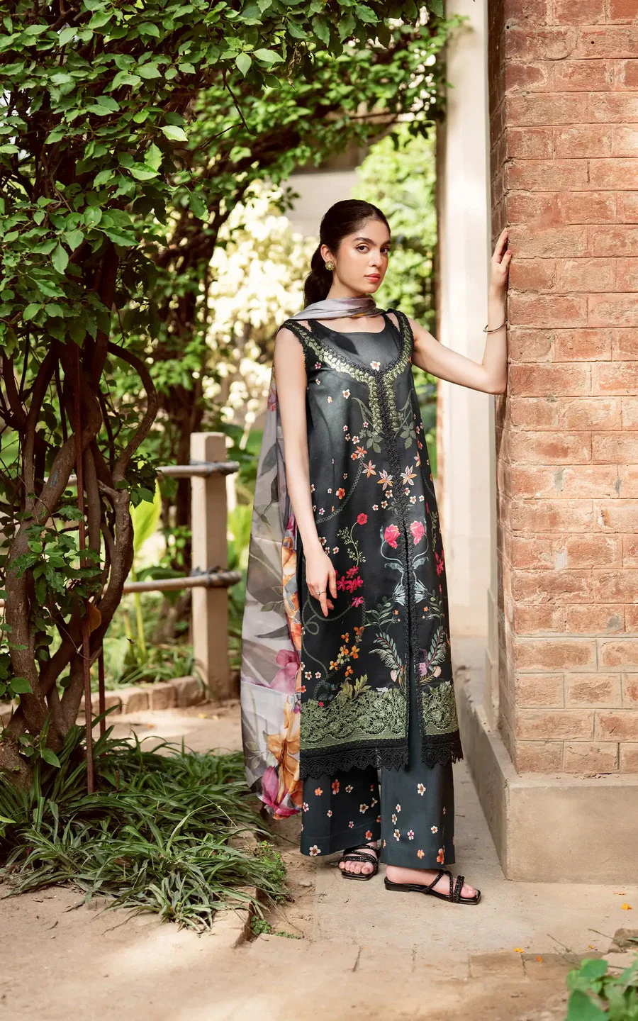 Asifa N Nabeel Elysian-(YKL25-11) Yakin Summer Lawn 2025