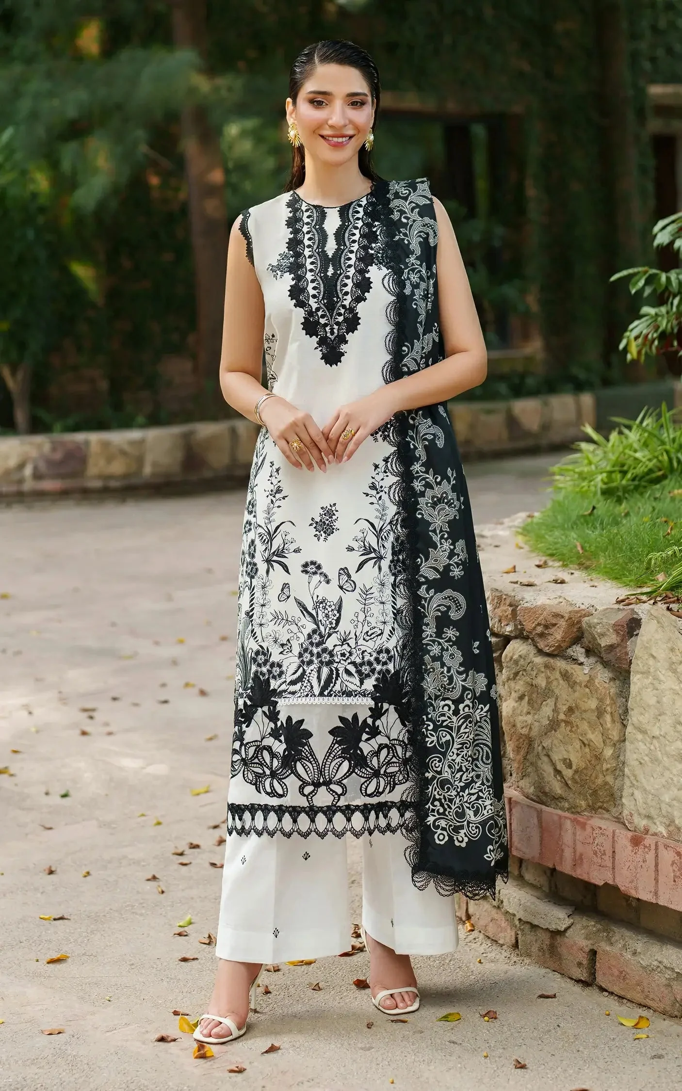 Asifa N Nabeel Ember Glow-MWL25-03 Meraki Winter Collection 2025