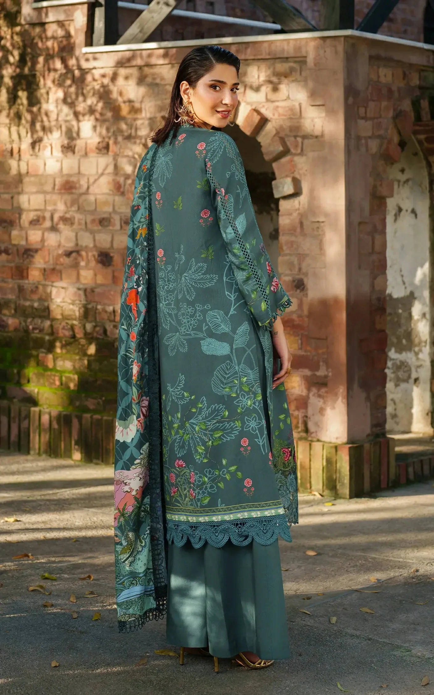 Asifa N Nabeel Frosted Petals-MWL25-02 Meraki Winter Collection 2025 - Image 2