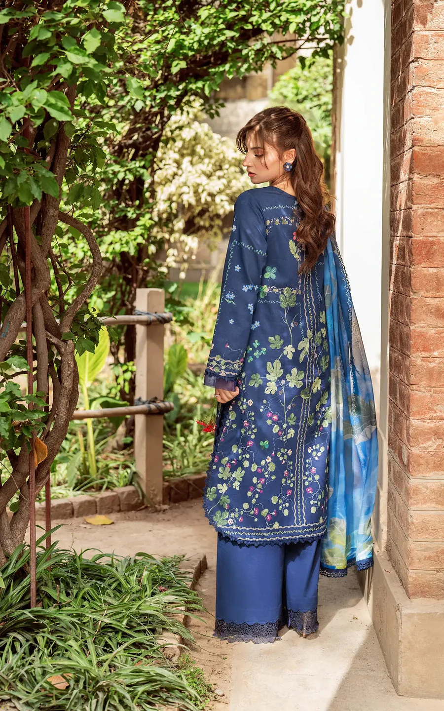 Asifa N Nabeel Moonlit Garden-(YKL25-08) Yakin Summer Lawn 2025 - Image 2