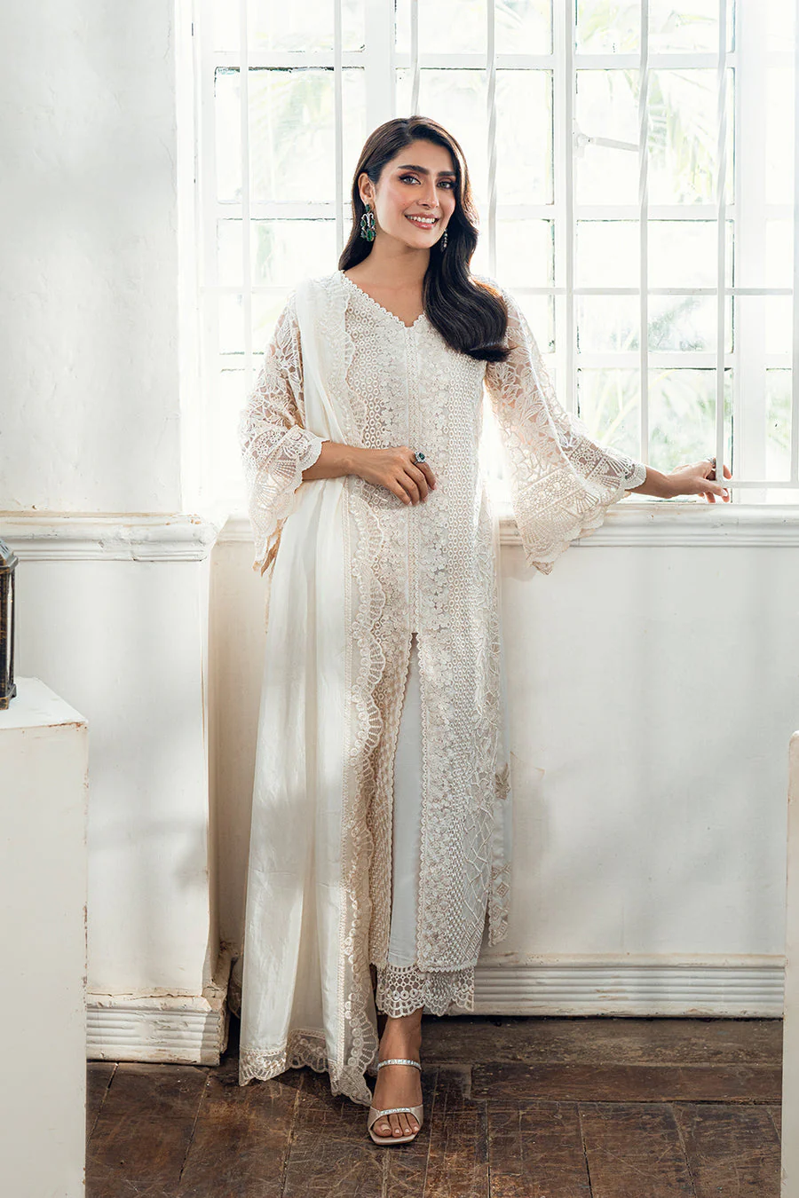 Azure Ethereal Pearl Luxe 2025