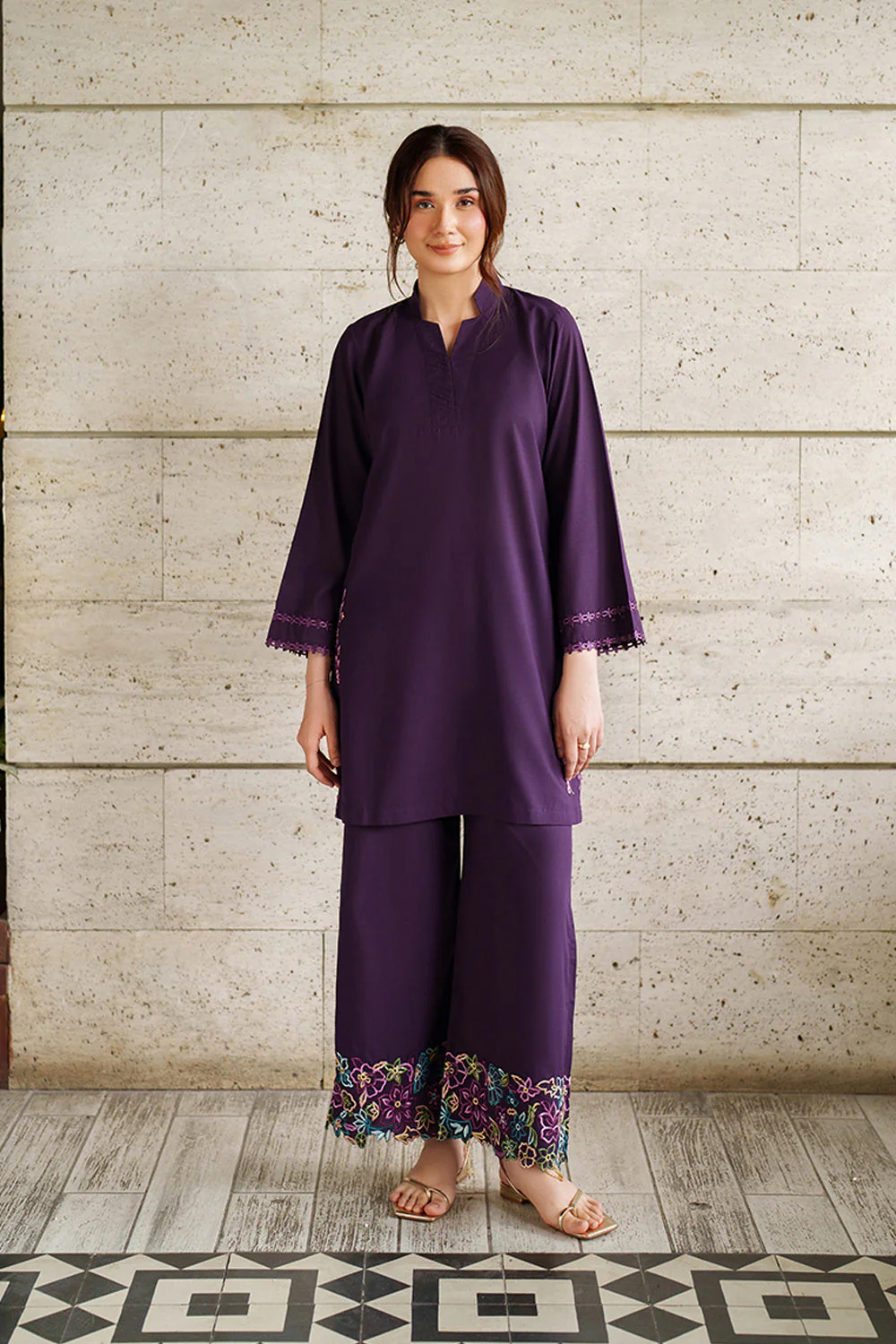 Azure Grape Haze Chic Essentials 2025 - Image 2