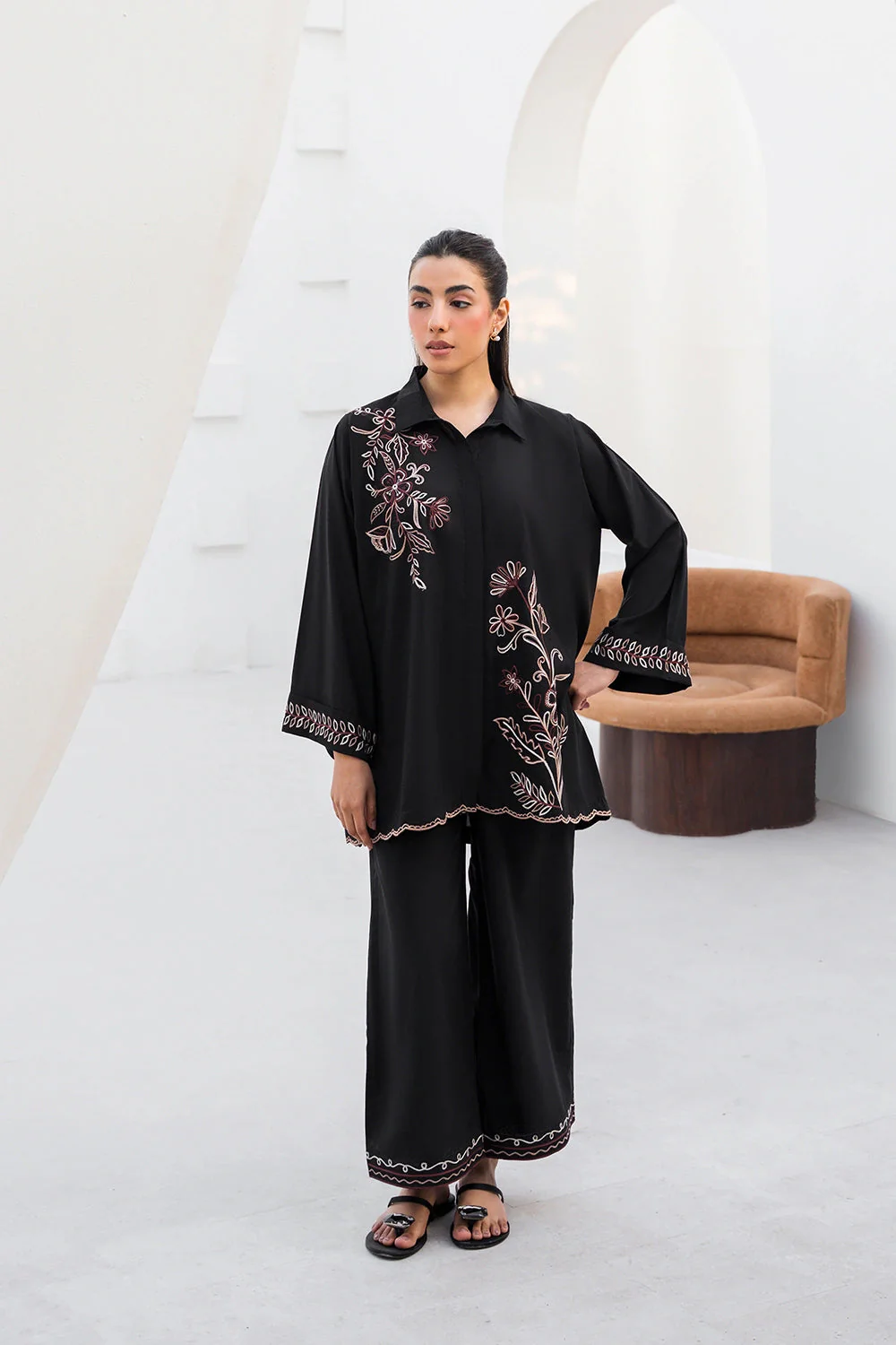 Azure Iconic Black Chic Essentials 2026