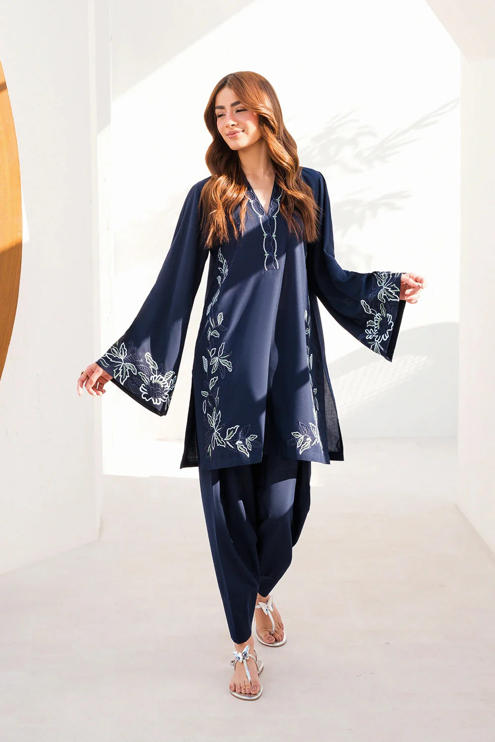 Azure Ink Drip Chic Essentials 2026