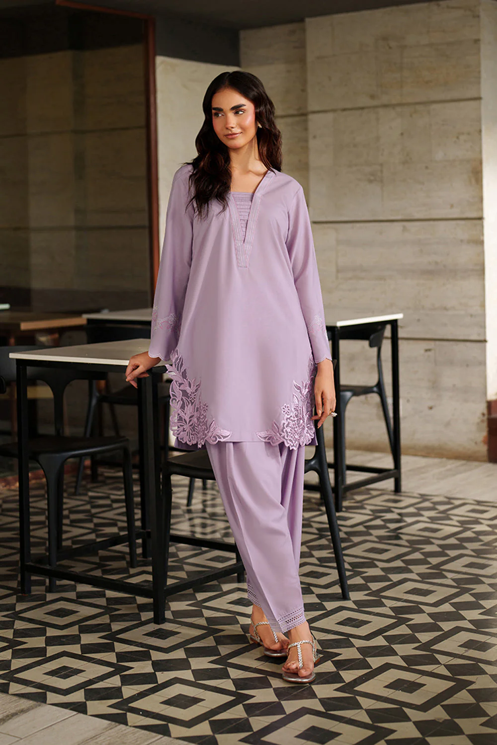 Azure Moodberry Chic Essentials 2025