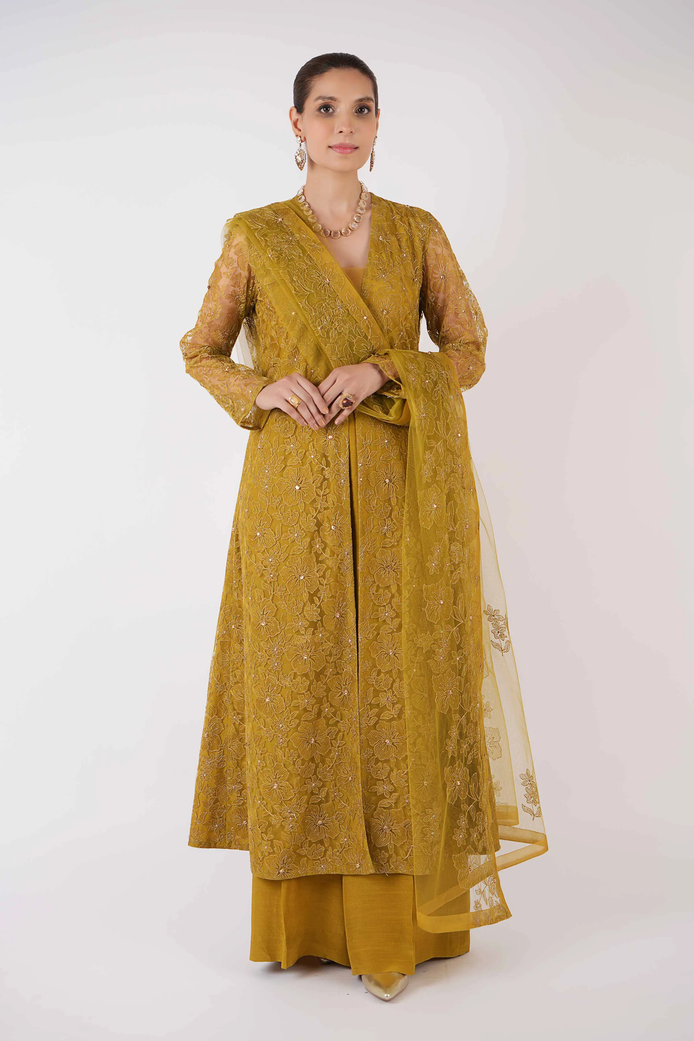 Bareeze Classic Victorian-02 Winter Formal Collection 2025