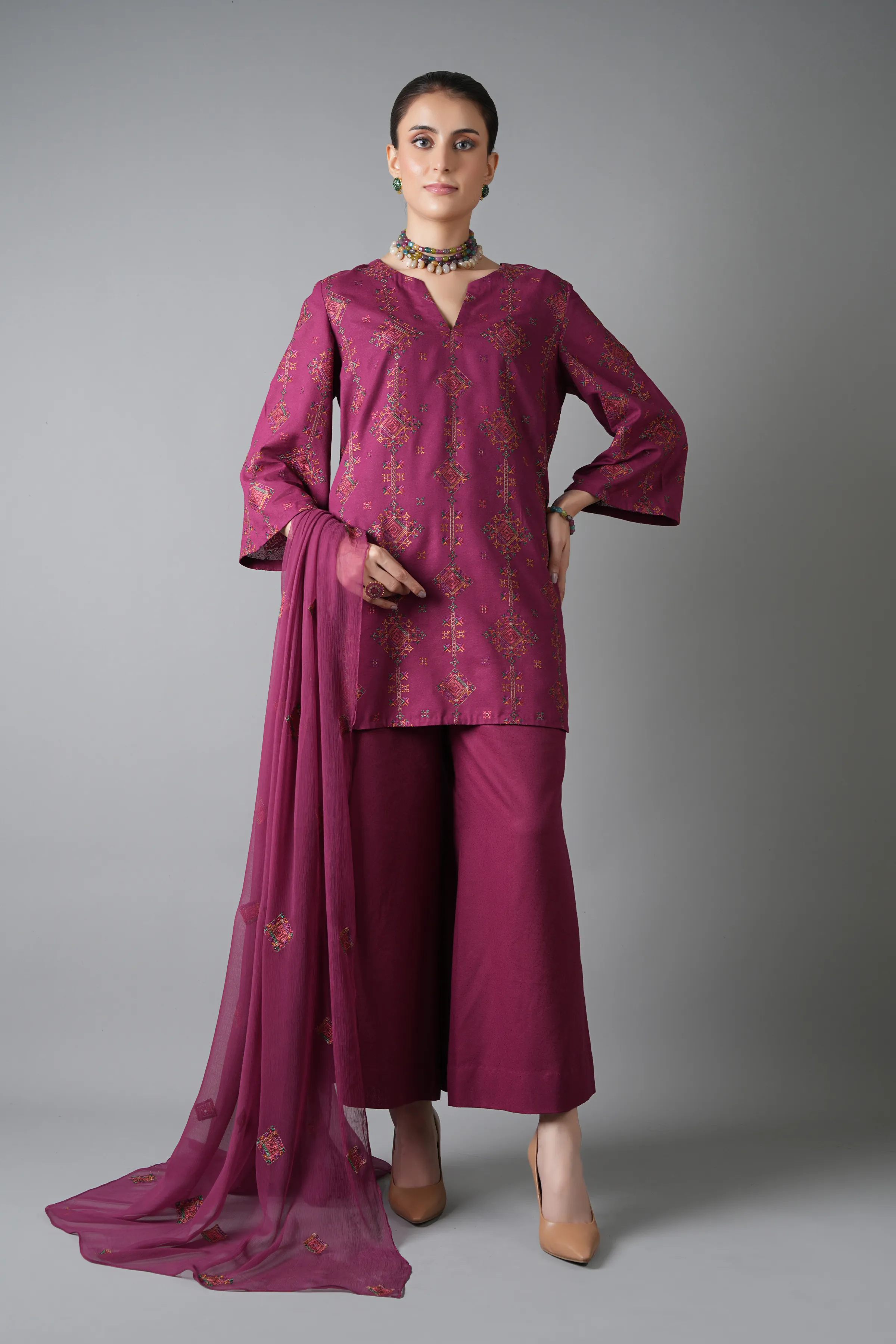 Bareeze Geometric Bloom-Mahoon Winter Casual Collection 2025