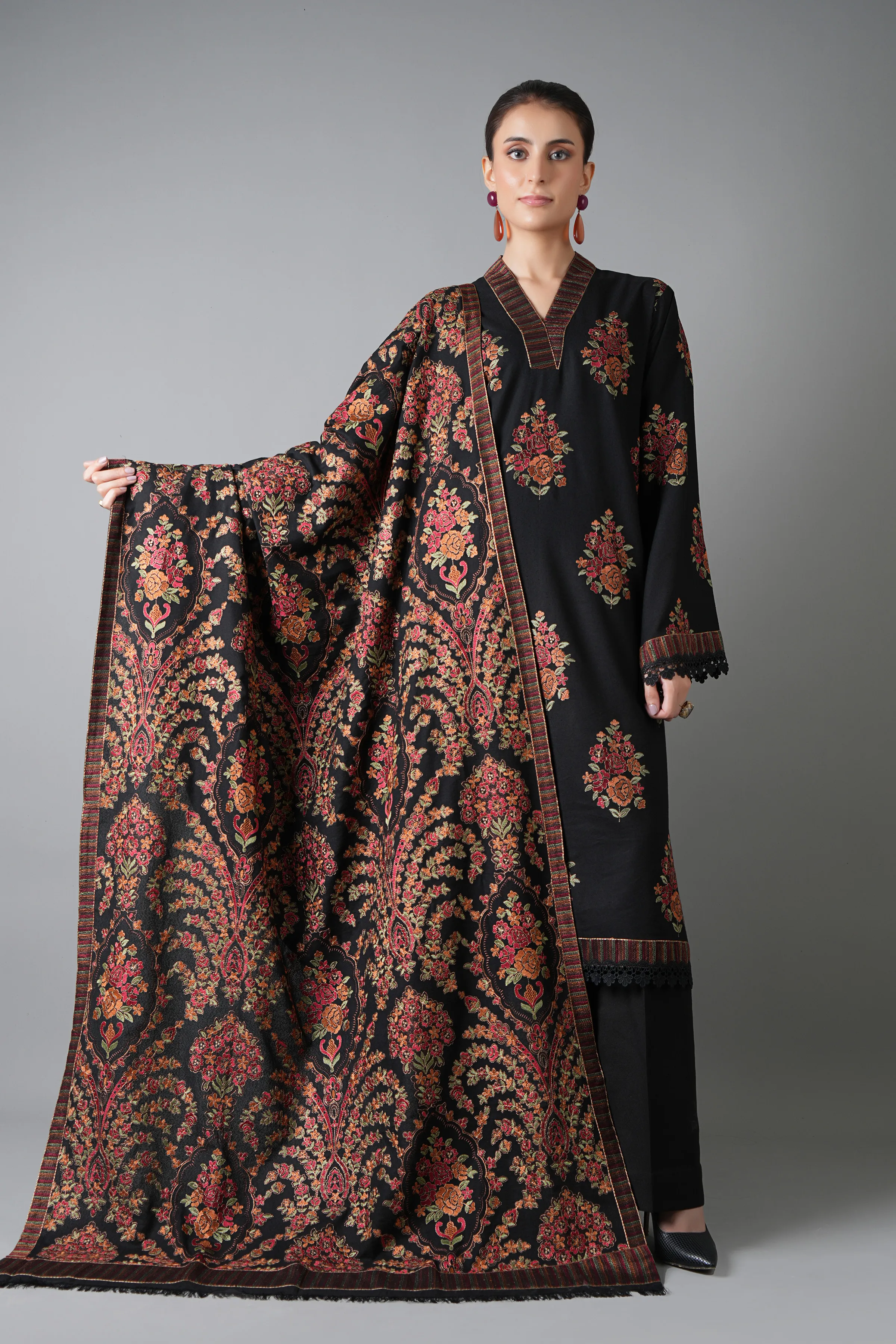 Bareeze Kashmiri-01 Winter Casual Collection 2025