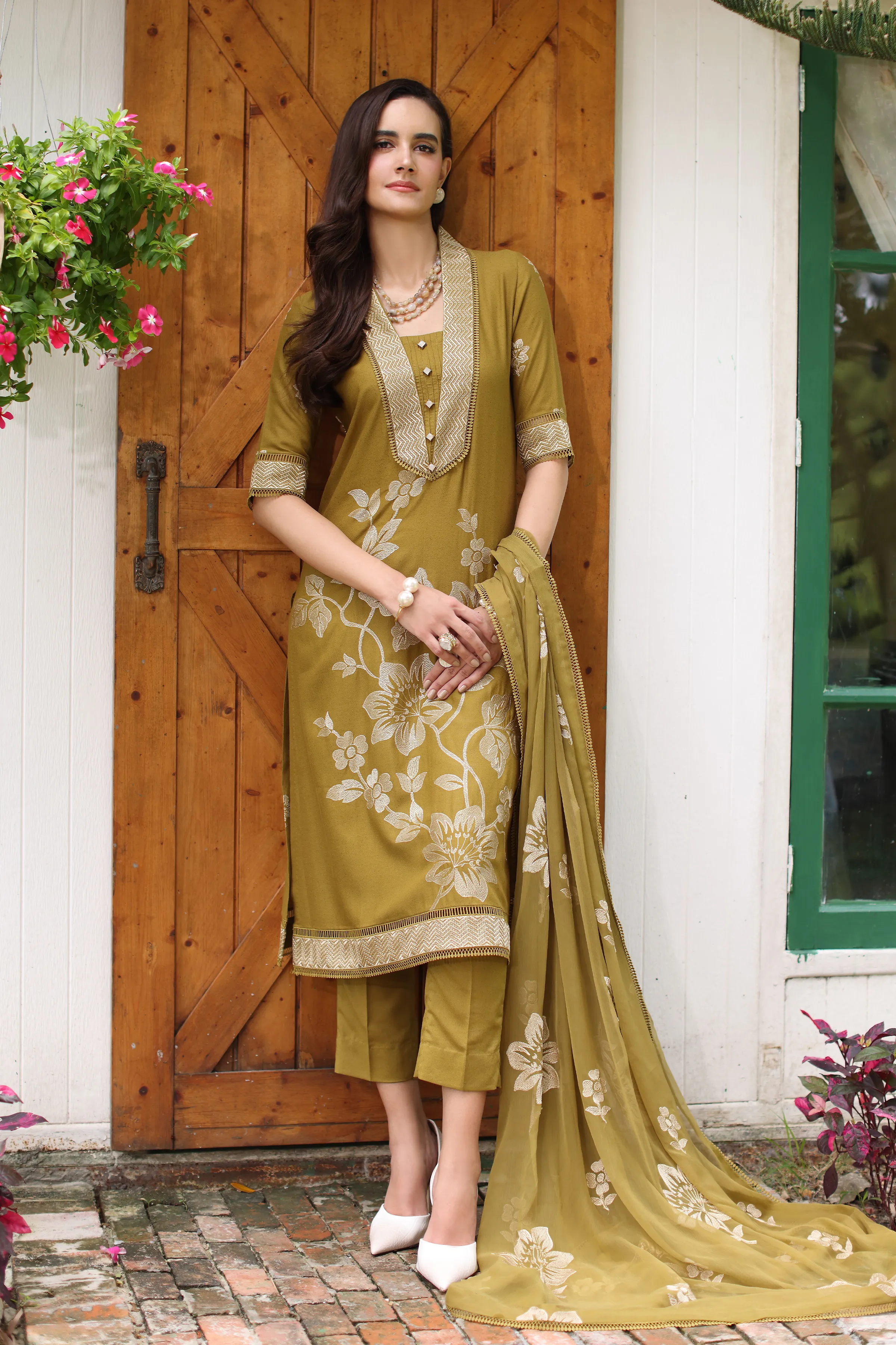 Bareeze Stencil Floral-Green Winter Casual Collection 2025
