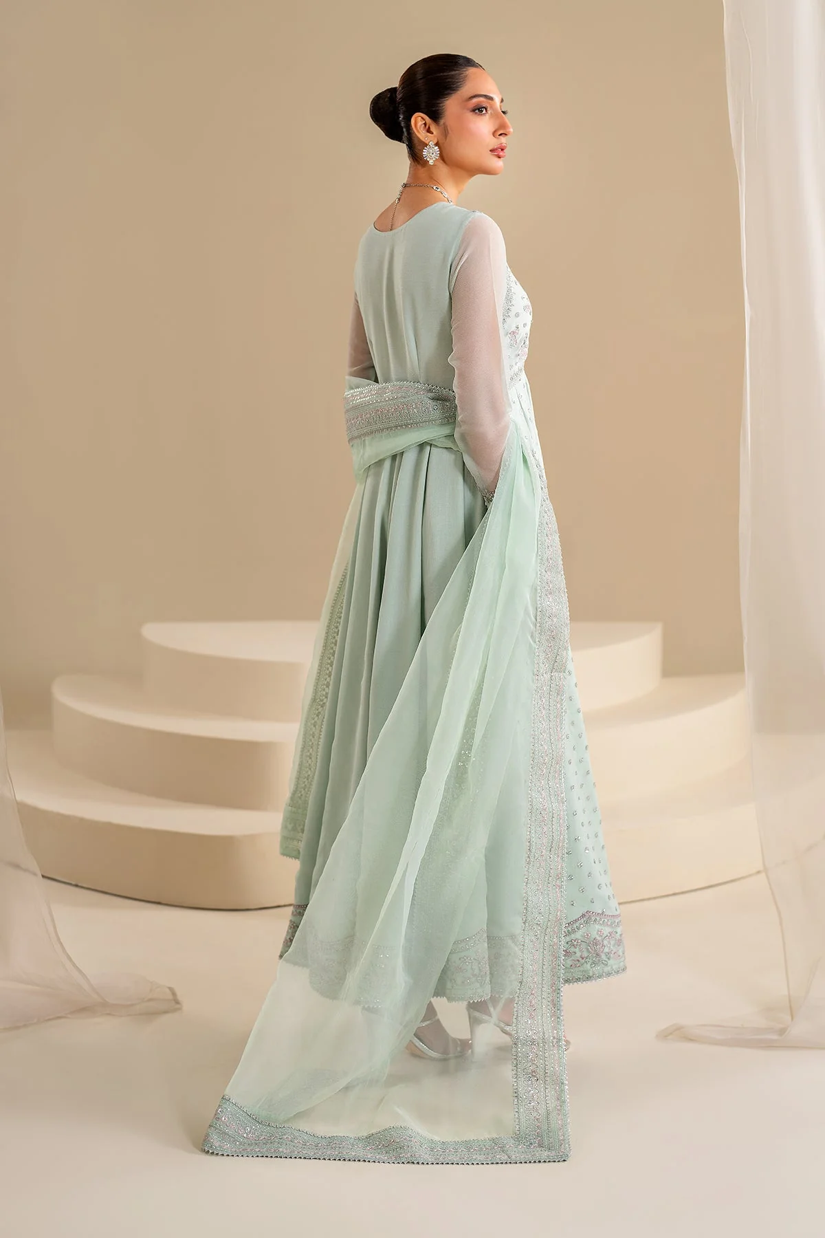 Baroque Embroidered Chiffon PR-925 Formal Pret 2024 - Image 2