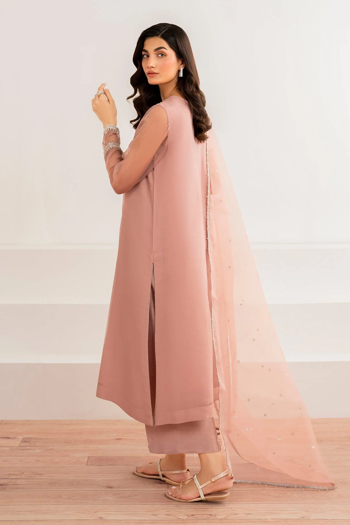 Baroque Embroidered Chiffon PR-994 Formal Pret 2024 - Image 2
