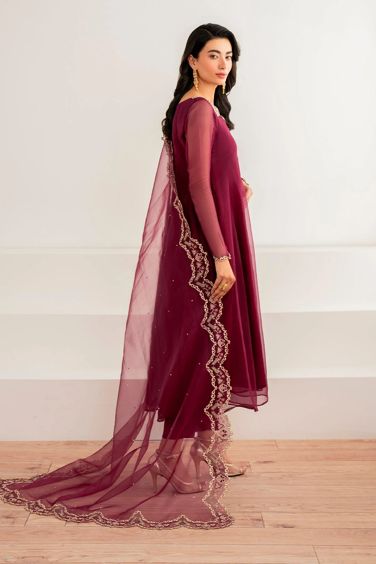 Baroque Embroidered Chiffon PR-996 Formal Pret 2024 - Image 2