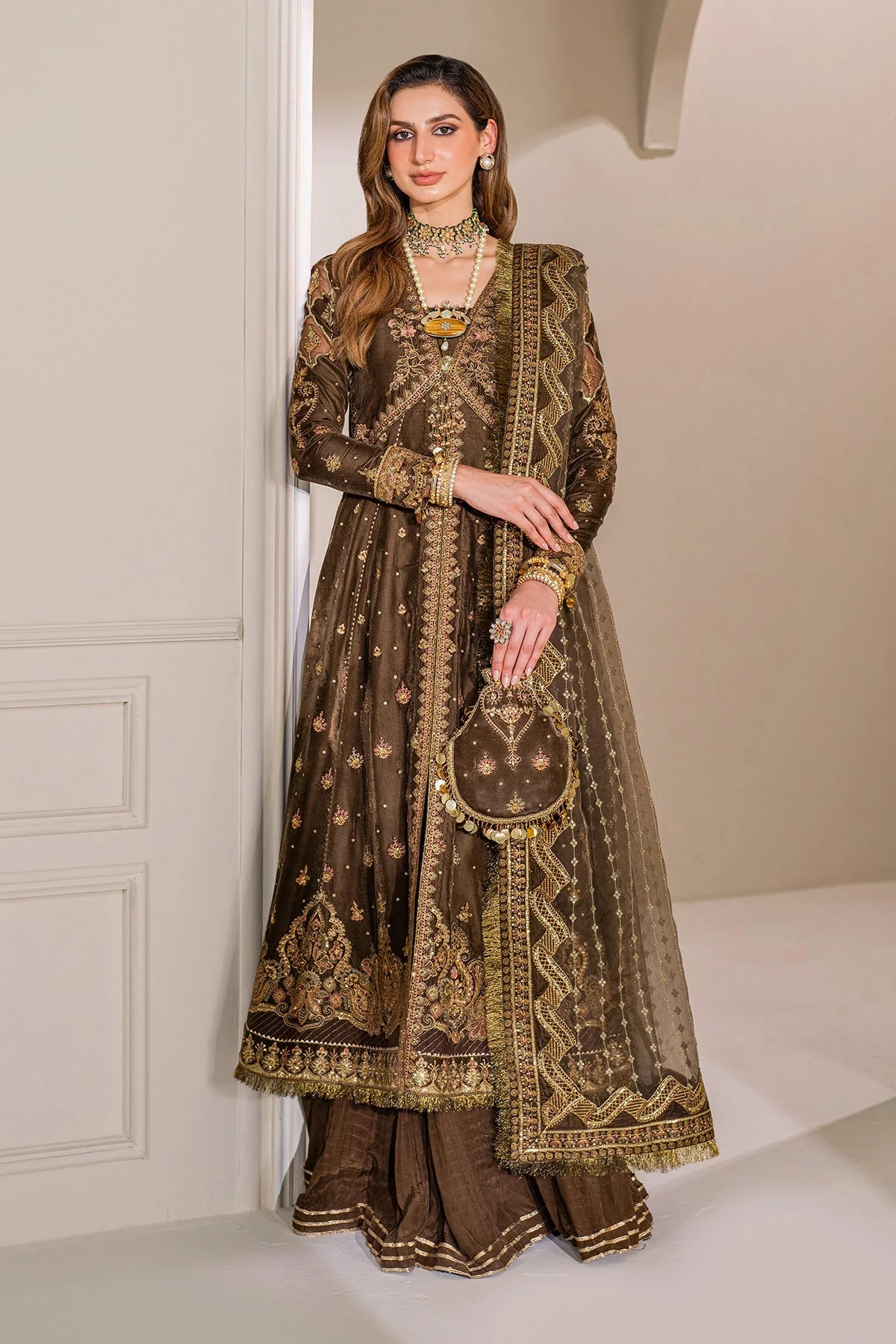 Baroque SF-749 Embroidered Velvet Prets 2024