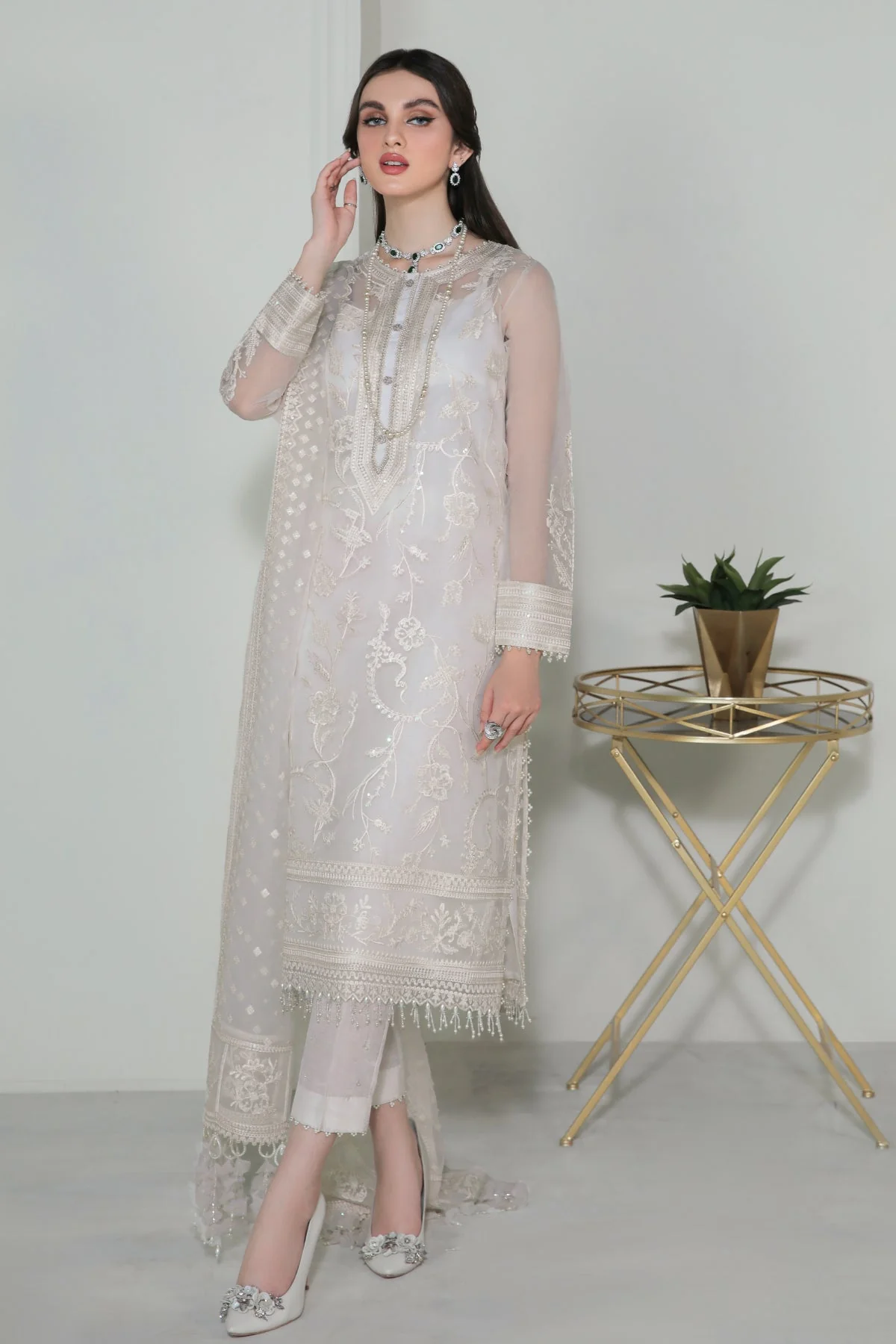 Baroque  UF-186 Embroidered Formals 2025