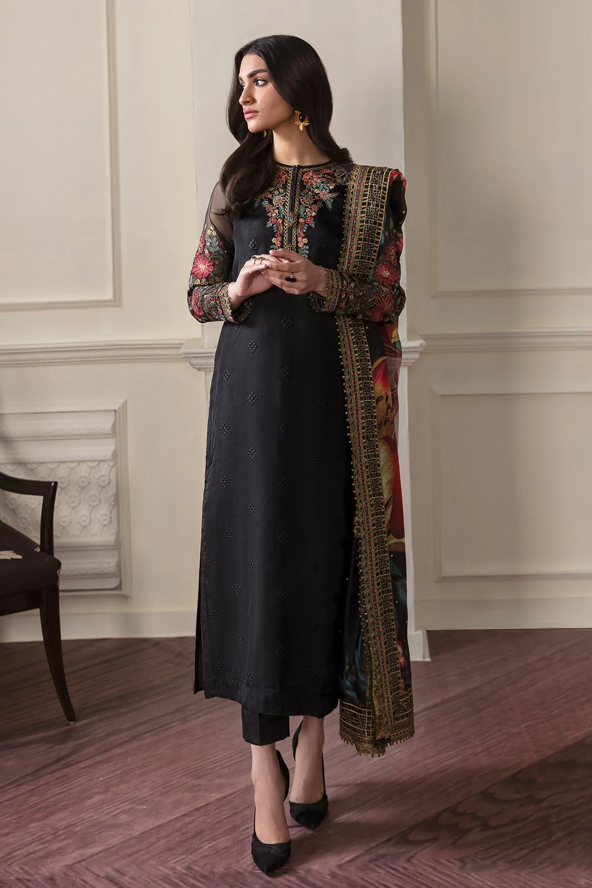Baroque UF-290 Embroidered Formals 2025