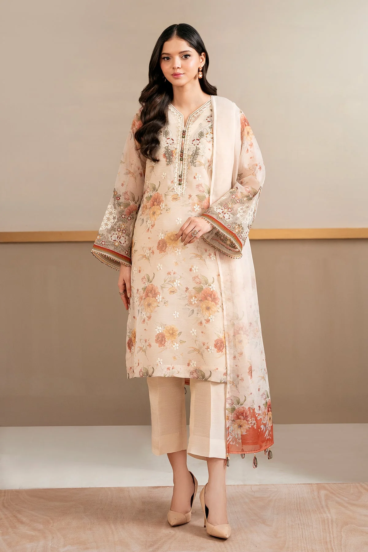 Baroque  UF-4034 Embroidered Formals 2025