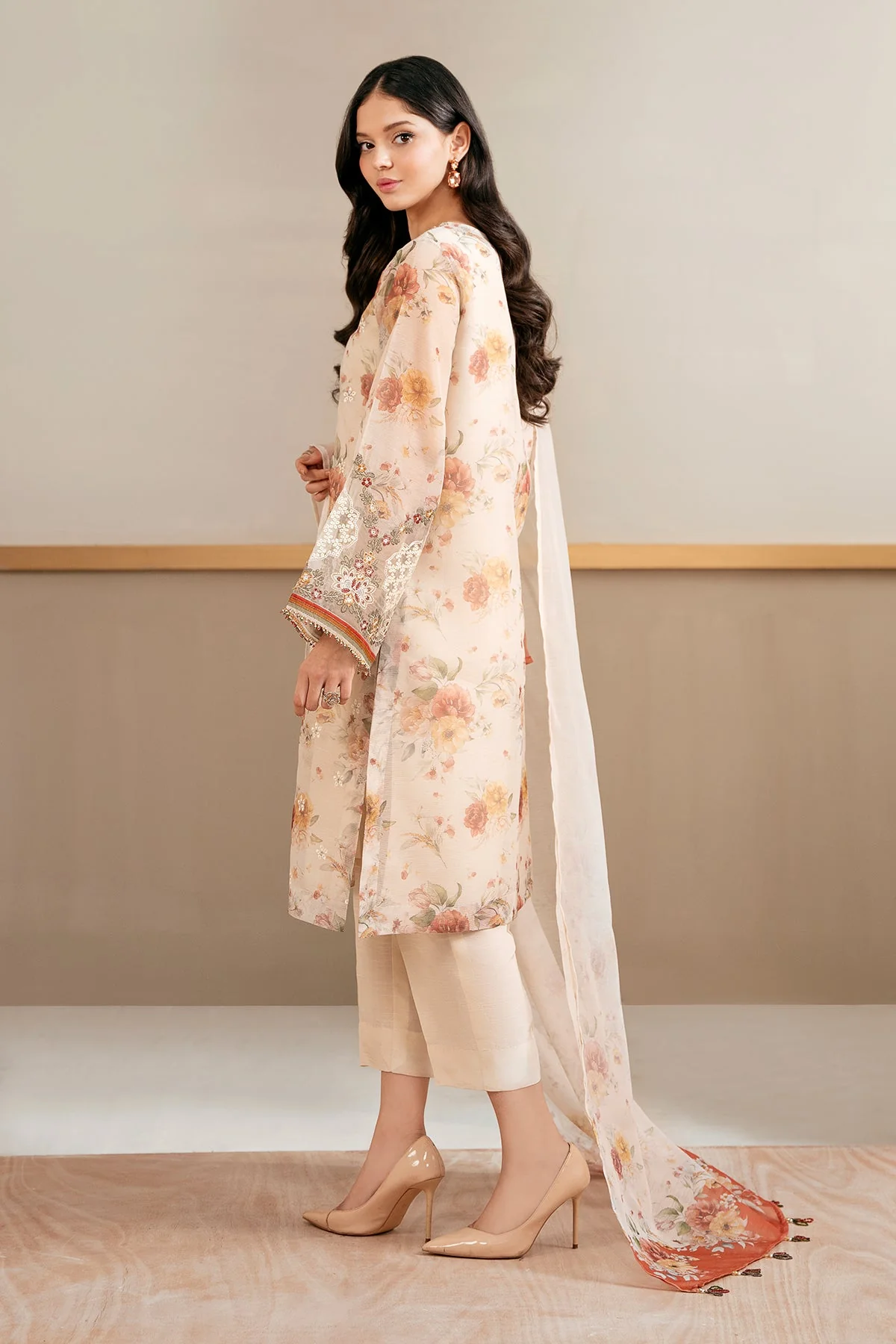 Baroque  UF-4034 Embroidered Formals 2025 - Image 2