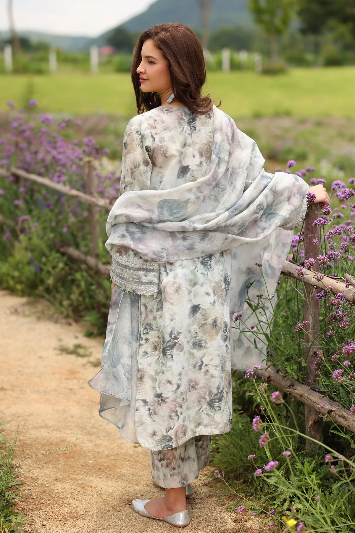 Baroque UF-4231 Summer Lawn 2025 - Image 2