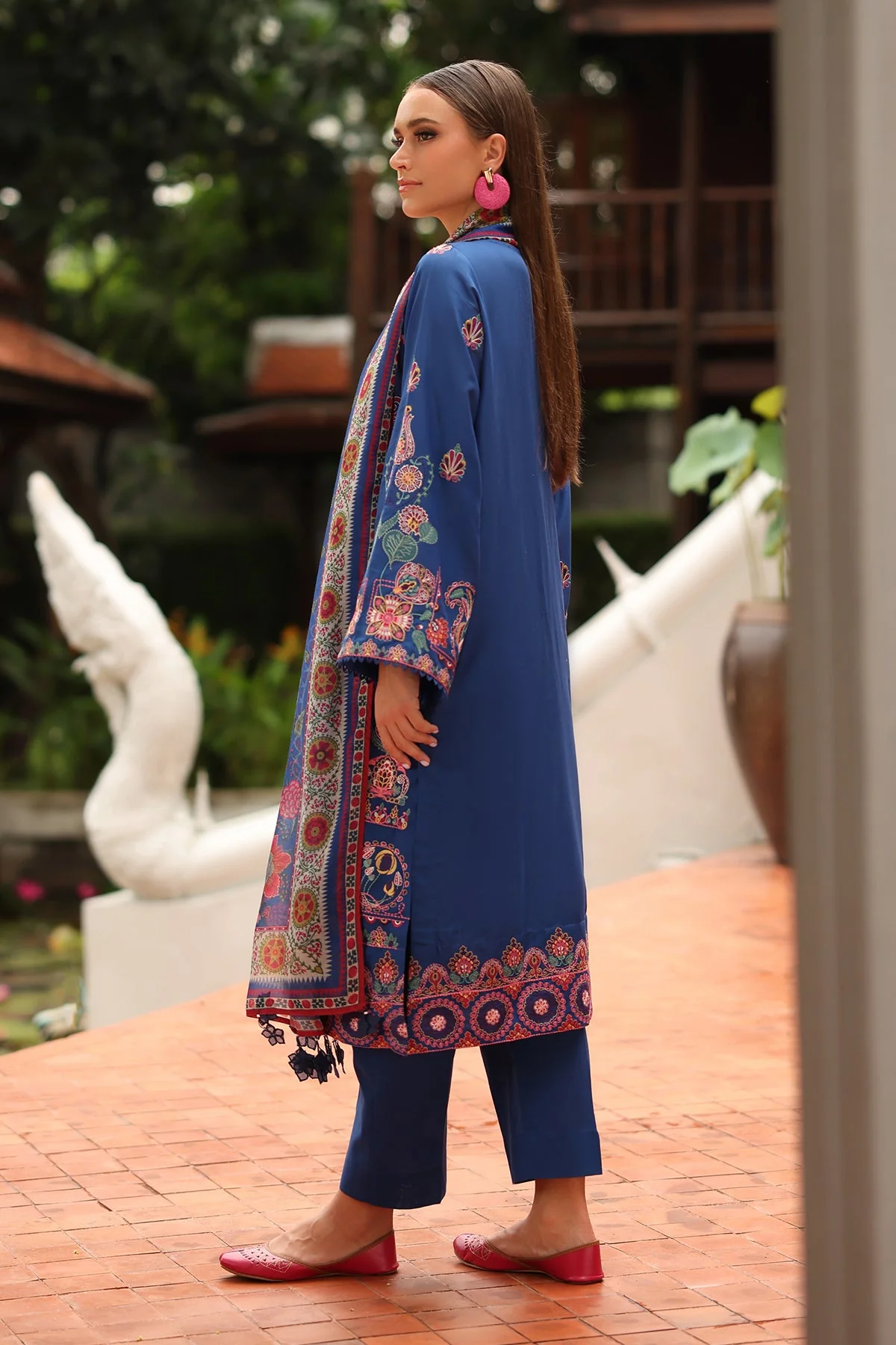 Baroque UF-4251 Summer Lawn Collection 2026 - Image 2